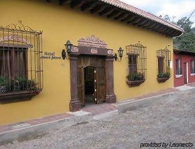 Howard Johnson Antigua Guatemala Eksteriør bilde